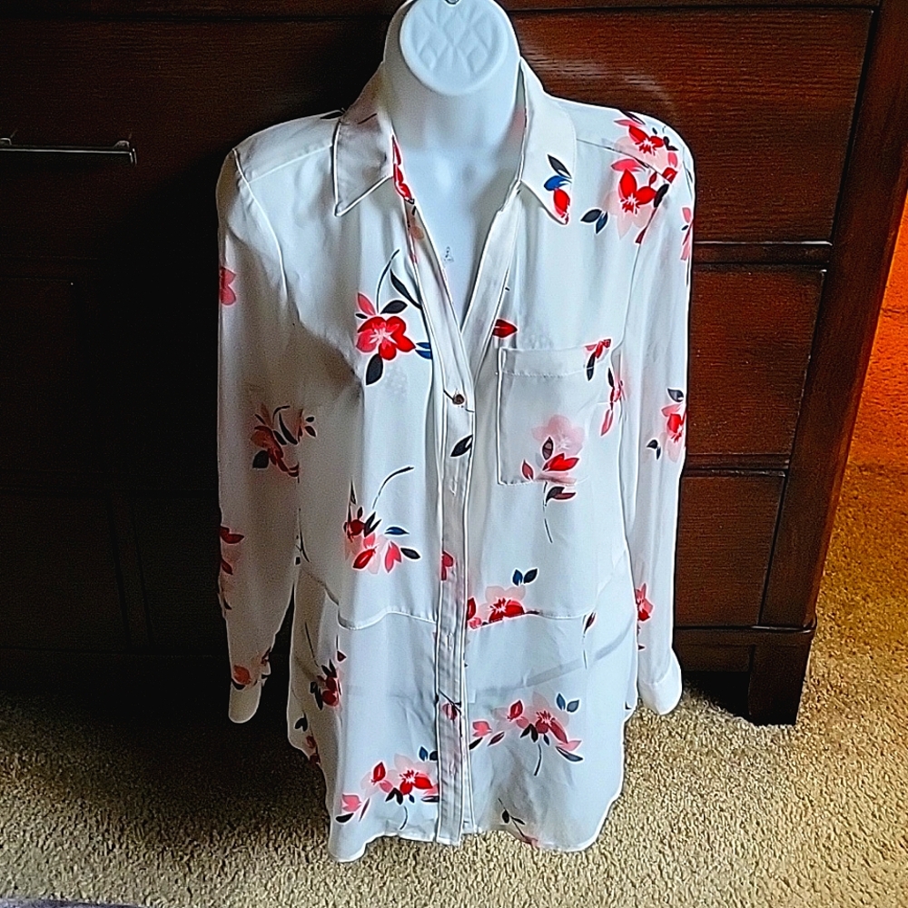 Medium Candie's Floral Blouse